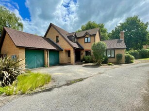 4 bedroom detached house for sale in Adder Hill, Great Boughton, Chester, CH3