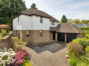 4 bedroom detached house for sale in Highgrove, Tunbridge Wells, Kent, TN2