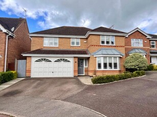 4 bedroom detached house for sale in Middle Greeve, Wootton Fields, Northampton NN4 6BB, NN4