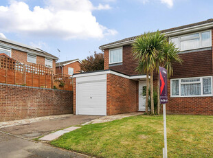 4 bedroom detached house for sale in Millfields, Hucclecote, Gloucester, Gloucestershire, GL3