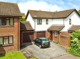 4 bedroom detached house for sale in Paprika Close, Earley, Reading, Berkshire, RG6
