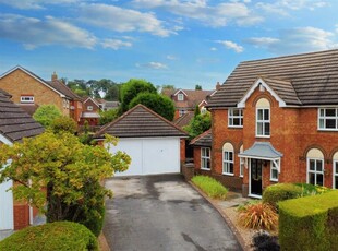 4 bedroom detached house for sale in Pritchard Drive, Stapleford, NG9