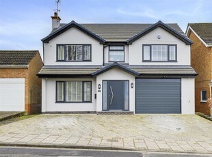 4 bedroom detached house for sale in Queensbury Avenue, West Bridgford, Nottinghamshire, NG2 7GE, NG2