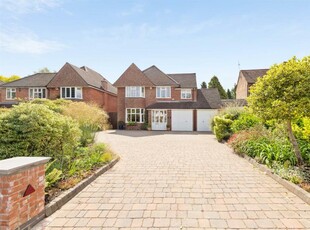 4 bedroom detached house for sale in Sharmans Cross Road, Solihull, B91