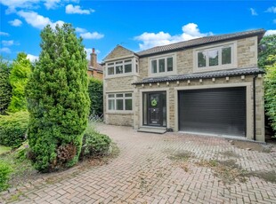 4 bedroom detached house for sale in Station Lane, Birkenshaw, Bradford, West Yorkshire, BD11