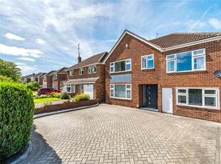 4 bedroom detached house for sale in Windsor Road, Lawn, Swindon, Wiltshire, SN3