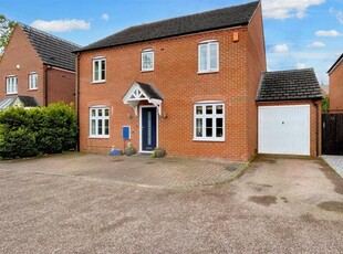4 bedroom house for sale in Redhill Gardens, Kings Norton, Birmingham, B38
