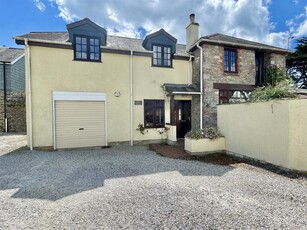 4 bedroom link detached house for sale in Mannamead Road, Mannamead, Plymouth, PL3