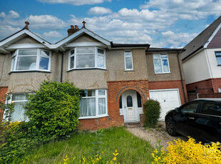 4 bedroom semi-detached house for sale in Dolton Road, Southampton, SO16
