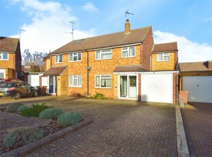 4 bedroom semi-detached house for sale in Hawkhurst Close, Chelmsford, Essex, CM1