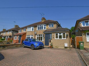 4 bedroom semi-detached house for sale in St. Annes Road, London Colney, St. Albans, AL2