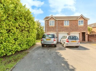 4 bedroom end of terrace house for sale in Edgbaston Drive, Stoke-on-trent, ST4