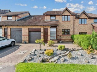 4 bedroom terraced house for sale in 5 Glenville Gate, Busby, G76