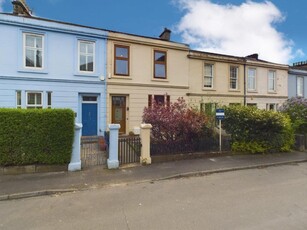 4 bedroom terraced house for sale in Bolivar Terrace, Glasgow, G42