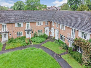 4 bedroom terraced house for sale in Cunliffe Close, Oxford, Oxfordshire, OX2