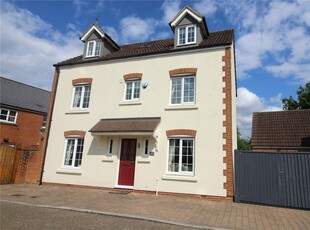 5 bedroom detached house for sale in Apollo Close, Swindon, Wiltshire, SN25