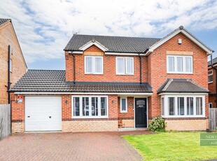 5 bedroom detached house for sale in Maple Close, Calverton, Nottingham, NG14 6QG, NG14