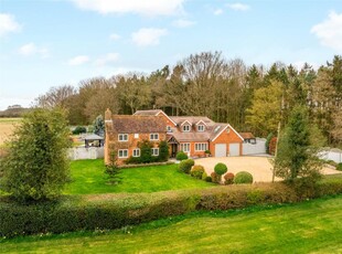 5 bedroom detached house for sale in Tea Green, Hitchin, Hertfordshire, LU2