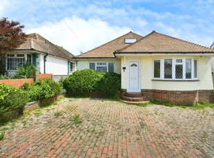 5 bedroom detached house for sale in The Ridgway, Brighton, BN2