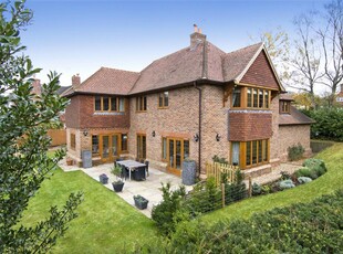 5 bedroom detached house for sale in The Rise, Sevenoaks, Kent, TN13