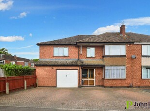 5 bedroom semi-detached house for sale in Daleway Road, Finham, Coventry, CV3