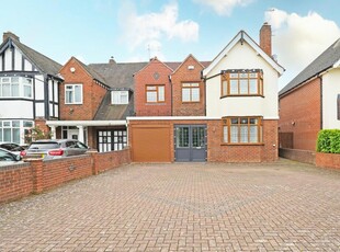 5 bedroom semi-detached house for sale in Warwick Road, Solihull, B92