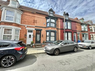 5 bedroom terraced house for sale in Ampthill Road, Aigburth, Liverpool, L17