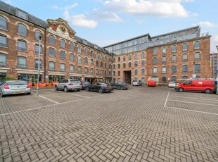Block of apartments for sale in A Portfolio of 7 Apartments, The Hicking Building, Queens Road, Nottingham, NG2 3BX, NG2