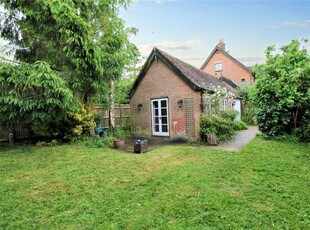 Bungalow to rent in Church Road, Rotherfield, Crowborough, East Sussex TN6