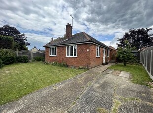 Bungalow to rent in Upland Road, West Mersea, Essex. CO5