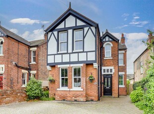 Detached house for sale in Main Road, Gedling, Nottinghamshire NG4
