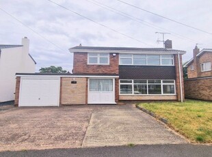 Detached house to rent in Somerton Drive, Doncaster DN4