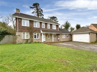 Detached house to rent in The Binghams, Maidenhead, Berkshire SL6