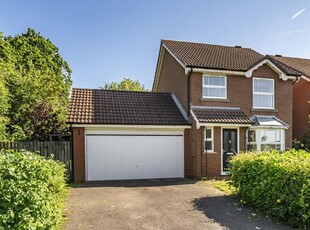 Detached house to rent in Thorngrove Avenue, Solihull B91