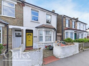 End terrace house to rent in Edward Road, Addiscombe, Croydon CR0