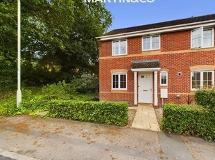 End terrace house to rent in Rayner Drive, Arborfield, Reading RG2