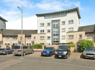 Flat for sale in Waterside Place, Oatlands, Glasgow G5