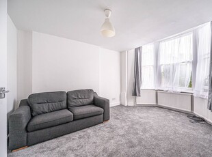 Flat in Rosemont Road, South Hampstead, NW3