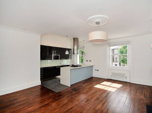 Flat in St Augustines Road, Camden, NW1