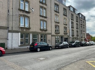 Flat to rent in Baffin Street, Stobswell, Dundee DD4