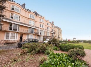 Flat to rent in Bedford Square, Brighton, East Sussex BN1