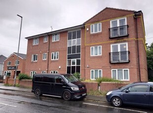 Flat to rent in Bradford Road, Wrenthorpe, Wakefield WF1