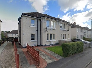 Flat to rent in Crags Crescent, Paisley, Renfrewshire PA2