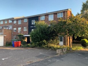 Flat to rent in Grays Lane, Downley, High Wycombe HP13