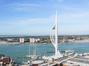 Flat to rent in Gunwharf Quays, Portsmouth PO1