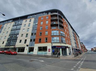 Flat to rent in Hall Street, City Centre, Birmingham, West Midlands B18
