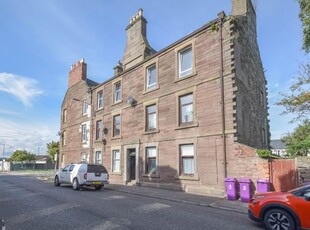 Flat to rent in Hill Street, Montrose, Angus DD10