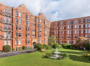 Flat to rent in Kenilworth Court, West Putney, London SW15