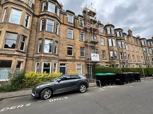 Flat to rent in Millar Crescent, Morningside, Edinburgh EH10