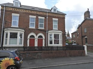 Flat to rent in Prospect Place, Ashton-On-Ribble, Preston PR2